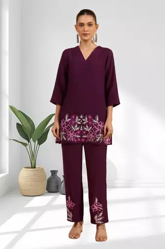 Wine vertical silk top with pants for women's