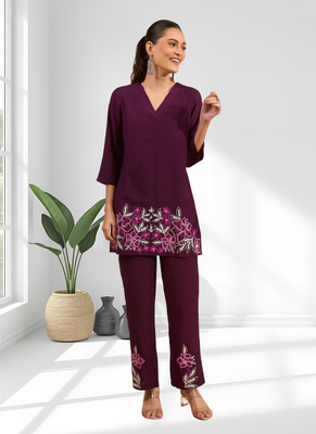 Wine vertical silk top with pants for women's 3