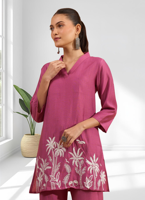 Pink vertical silk top with pants for women's 3