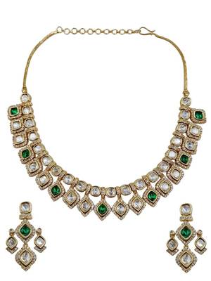 Bridal style kundan green stone necklace set with earrings 2