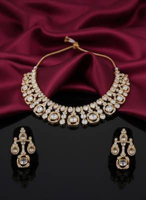 Traditional gold-finish moissanite white necklace jewellery set 1