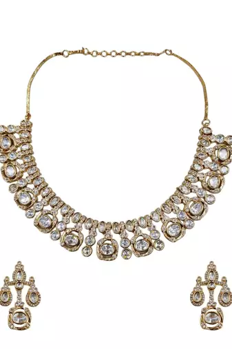 Traditional gold-finish moissanite white necklace jewellery set
