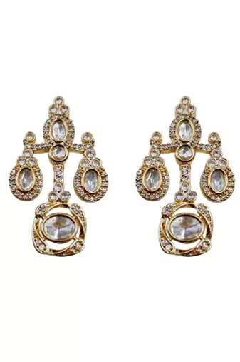 Traditional gold-finish moissanite white necklace jewellery set