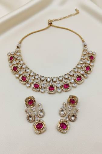 Traditional gold-finish moissanite ruby necklace jewellery set