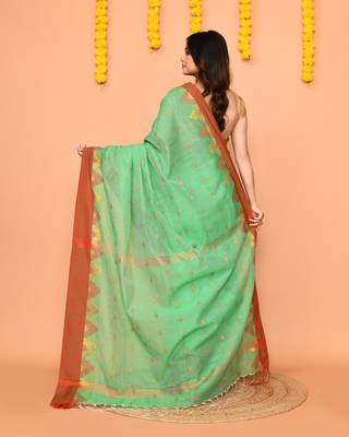green cotton blend handloom saree with red border 4