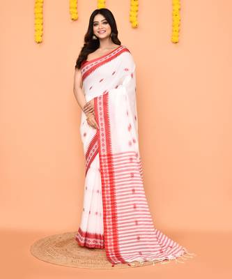 white cotton handloom saree with handwoven border 2
