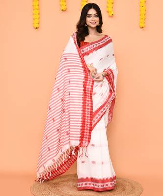 white cotton handloom saree with handwoven border 3