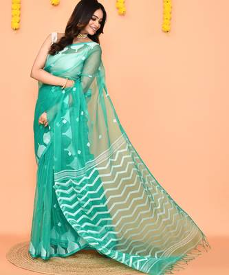 turquoise silk jamdani saree with handwoven pallu 3