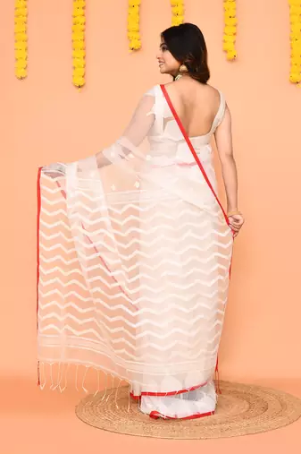 white jamdani silk saree with contrast pallu
