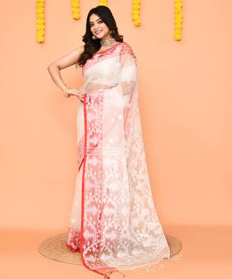 white handwoven jamdani silk saree with contrast pallu 2