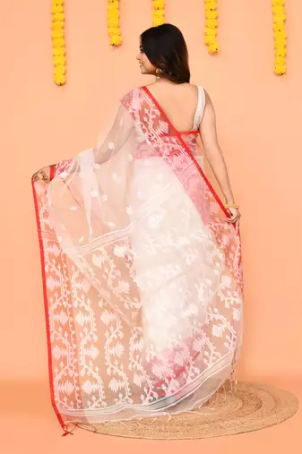 white handwoven jamdani silk saree with contrast pallu