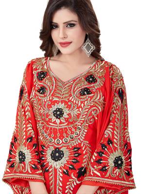 Red fancy embroidered kaftan 4