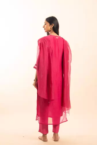 Rani pink rangoon bail kurta set with duppata