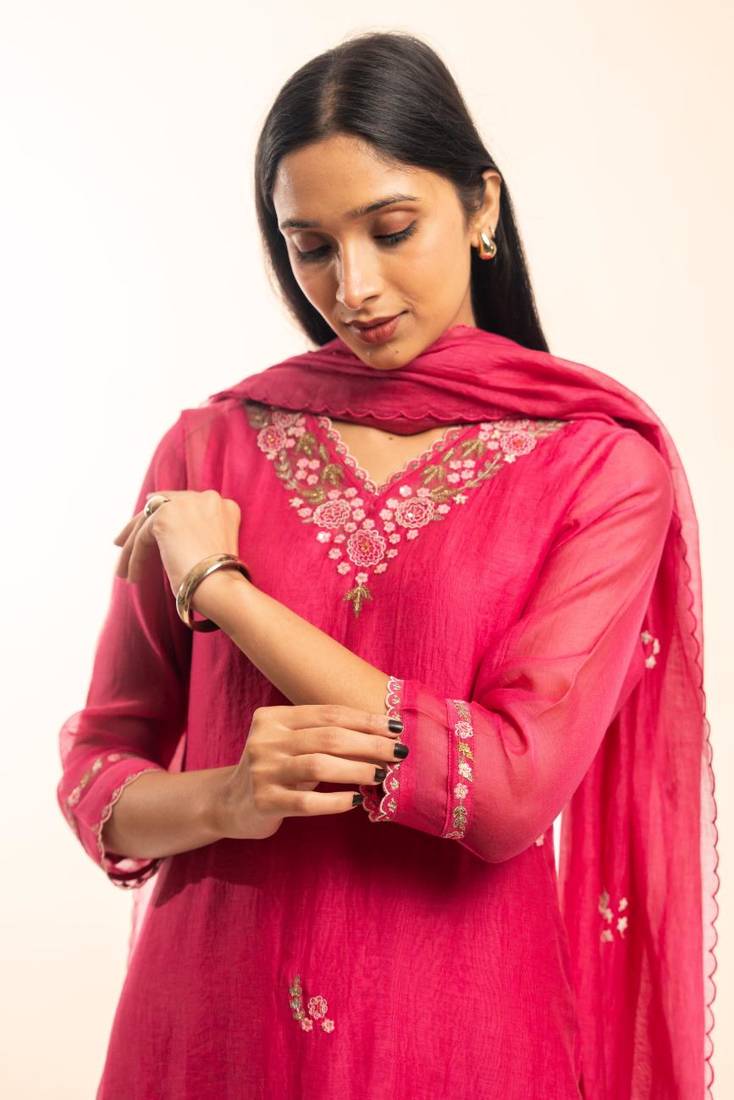 Rani pink rangoon bail kurta set with duppata