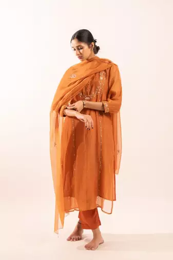 Rust orange camellia suit set with duppata