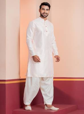 Peach embroidery bangalorian kurta patiala set for festive, reception, weddings 2