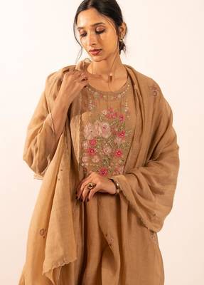 Chiku floral applique chanderi suit set with duppata 2
