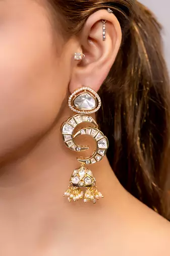 Gold plated kundan jhumka earrings
