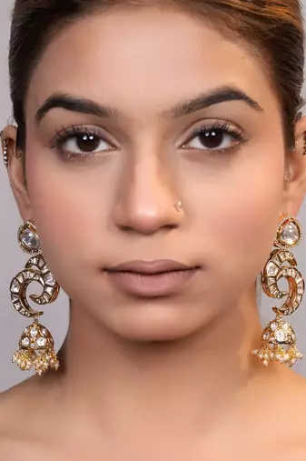 Gold plated kundan jhumka earrings