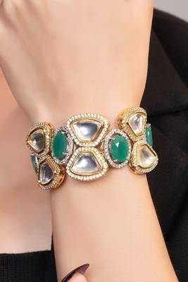 Gold plated kundan green stones bracelet 4