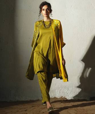 Yellow embroidered crepe kurta set with jacket 1