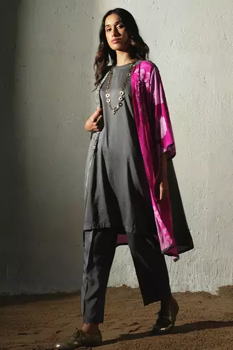 Grey embroidered crepe kurta set with jacket