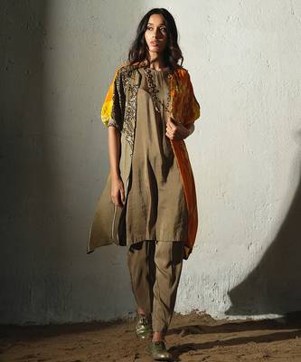 Brown embroidered crepe kurta set with jacket 1