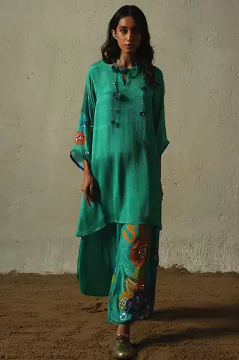 Blue embroidered chiffon kurta set