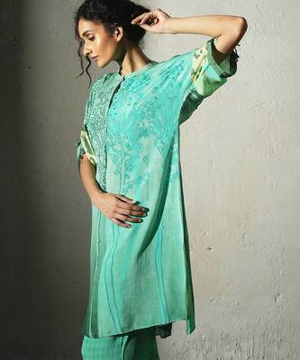 Green printed crepe kurta set 4
