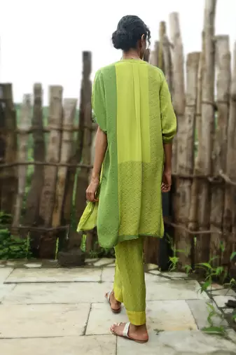 Green embroidered crepe co ord set