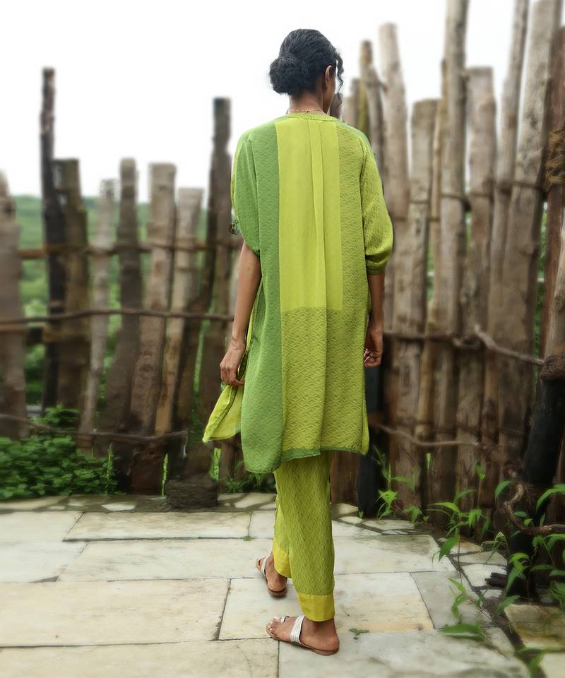 Green embroidered crepe co ord set