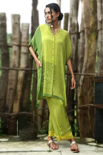 Green embroidered crepe co ord set