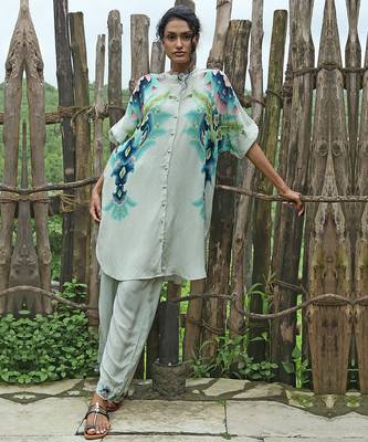 Grey printed crepe co ord set 4