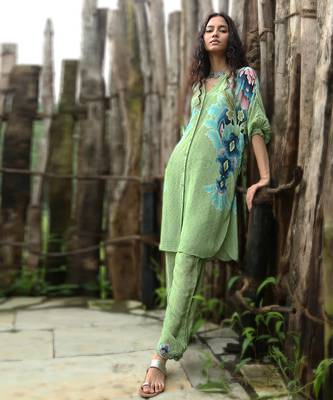 Green printed crepe co ord set 1
