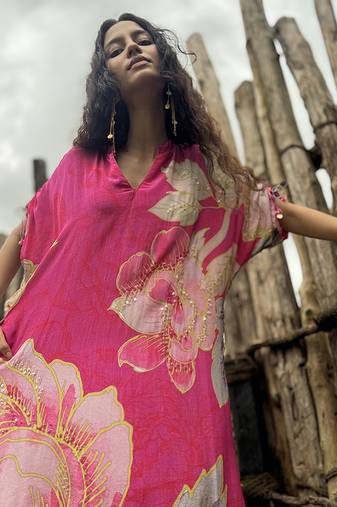Pink printed crepe kurta set