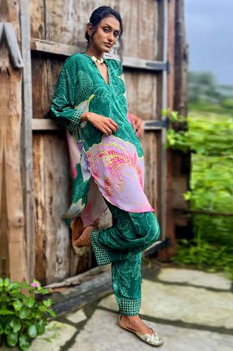 Green printed crepe kurta set