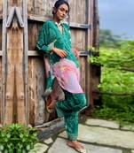 Green printed crepe kurta set