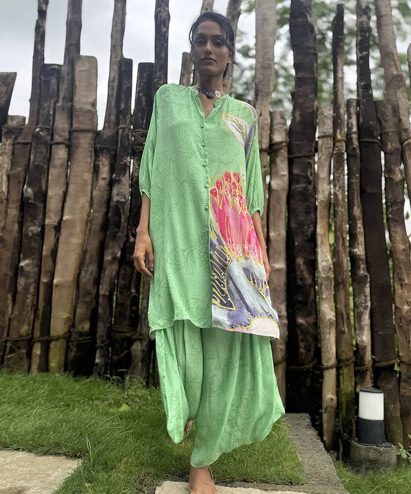 Green printed crepe co ord set