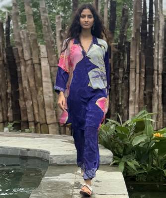 Blue printed crepe kurta set 3