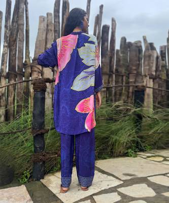 Blue printed crepe kurta set 4