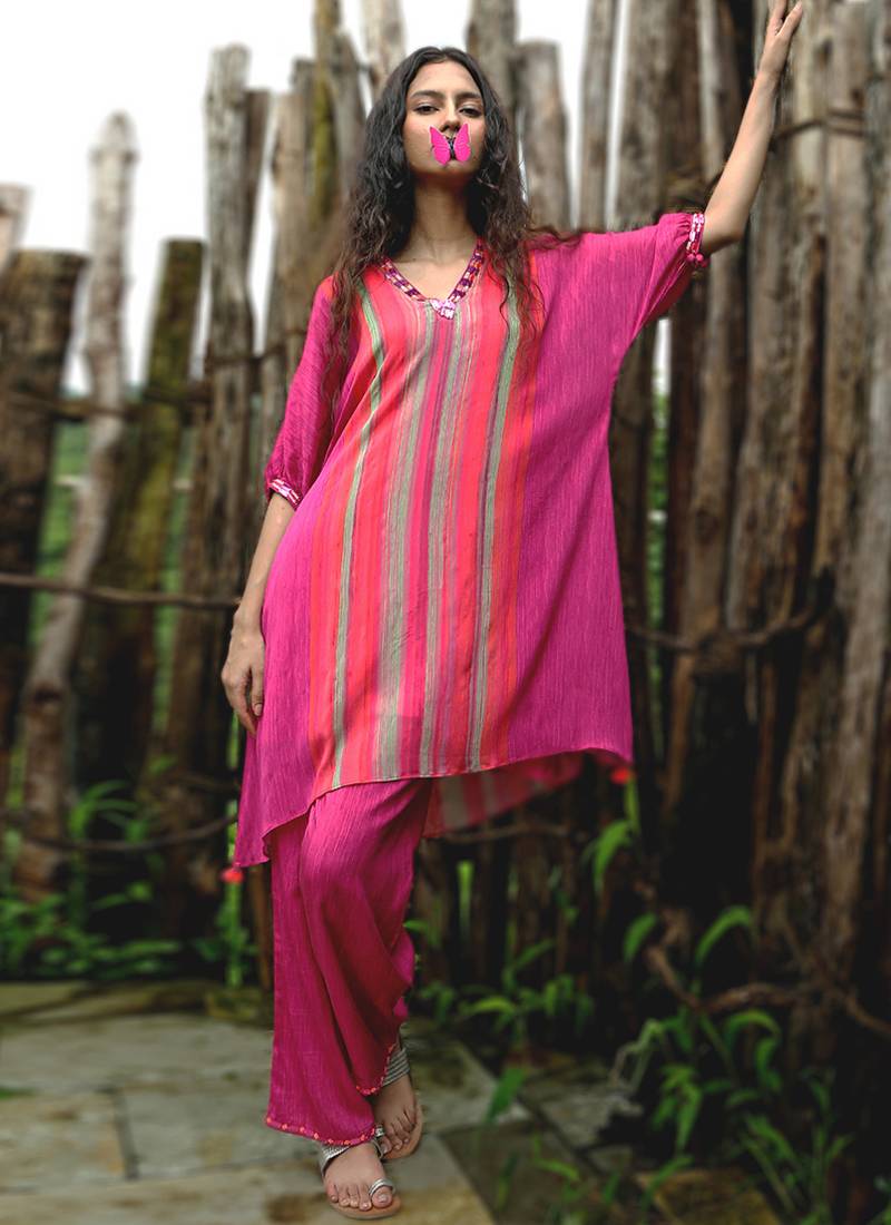 Pink printed chiffon kurta set