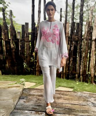 Pink printed crepe kurta set 1