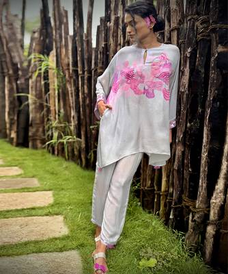 Pink printed crepe kurta set 5