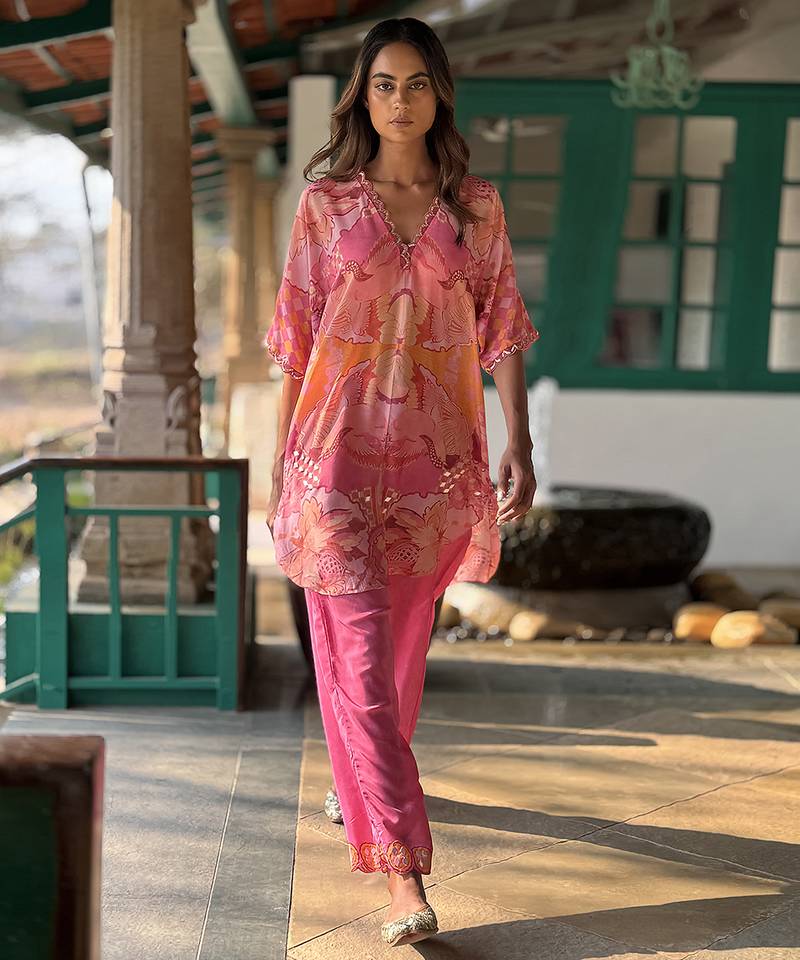 Pink printed crepe kurta set