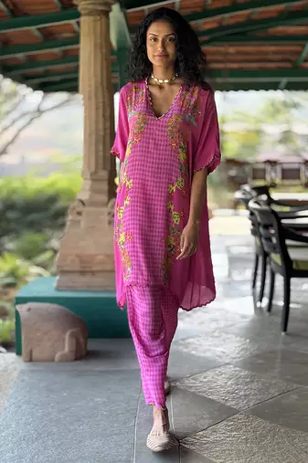 Pink printed crepe kurta set