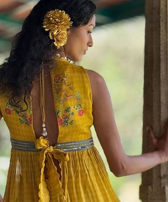 Yellow printed chiffon co ord set 4