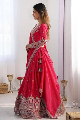 PINK EMBROIDERY SILK BLEND LEHENGA SET CHOLI WITH DUPATTA 4