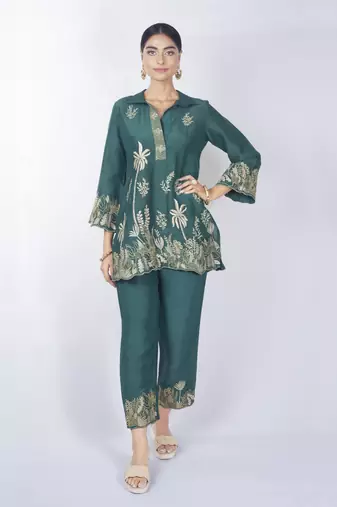 Green embroidered linen kurta set