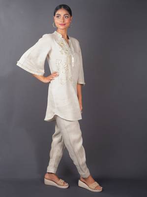 Beige embroidered linen kurta set 2