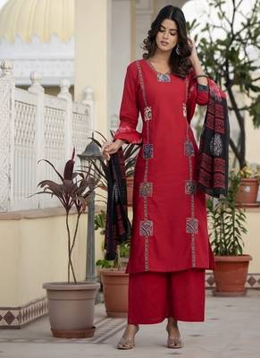 pink floral printed cotton kurta trouser and dupatta set 2